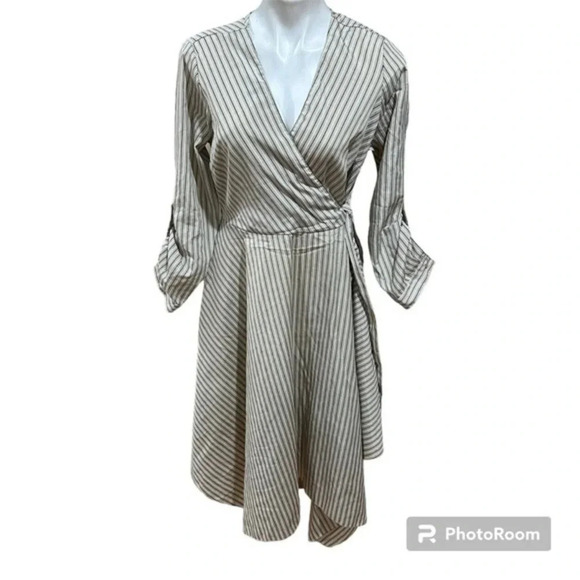 Mile Gabrielle Long Sleeve Dress - Picture 1 of 11